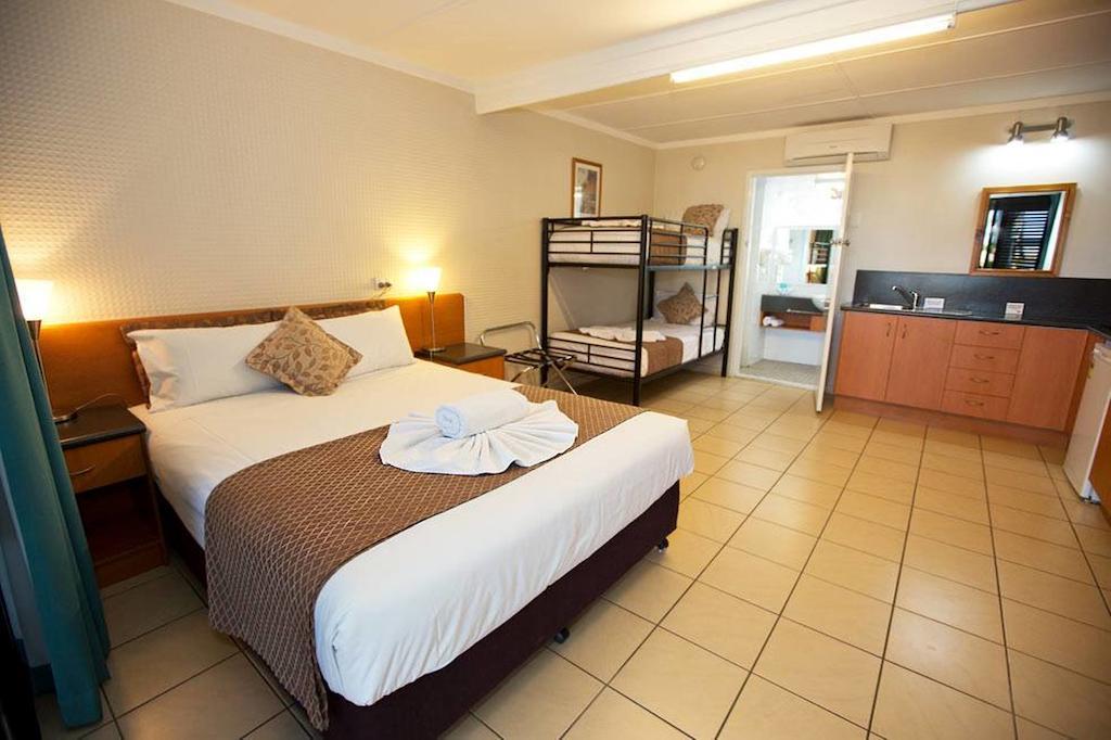 South Gladstone Motel Стая снимка